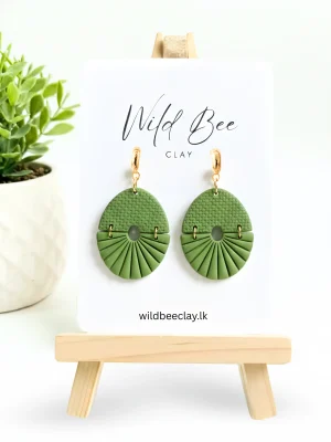 Greeny -Oval Shape Earrings